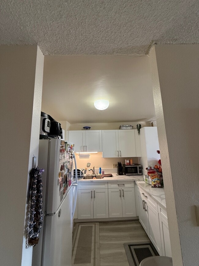 Building Photo - 1255 Nuuanu Ave