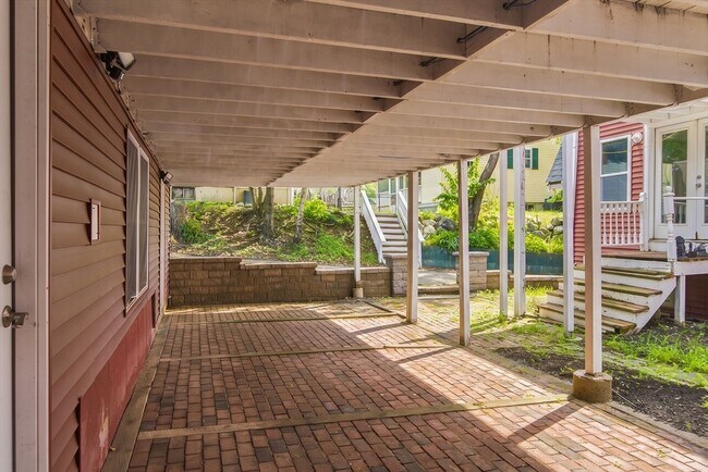 Foto del edificio - 27 Davis Ave