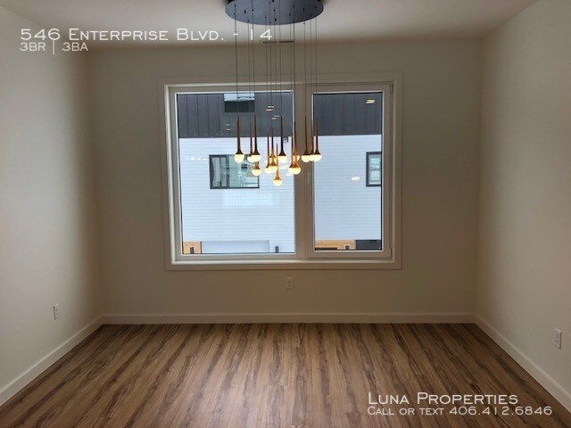 Building Photo - 546 Enterprise Blvd