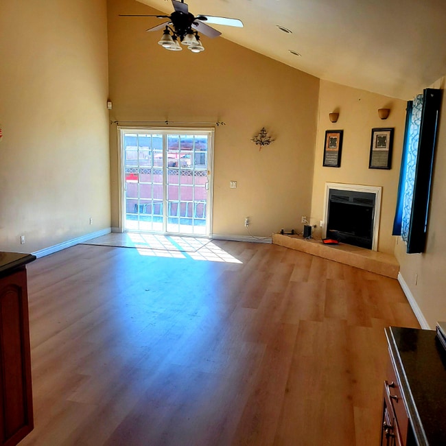 Foto del edificio - 6603 Crossway Dr