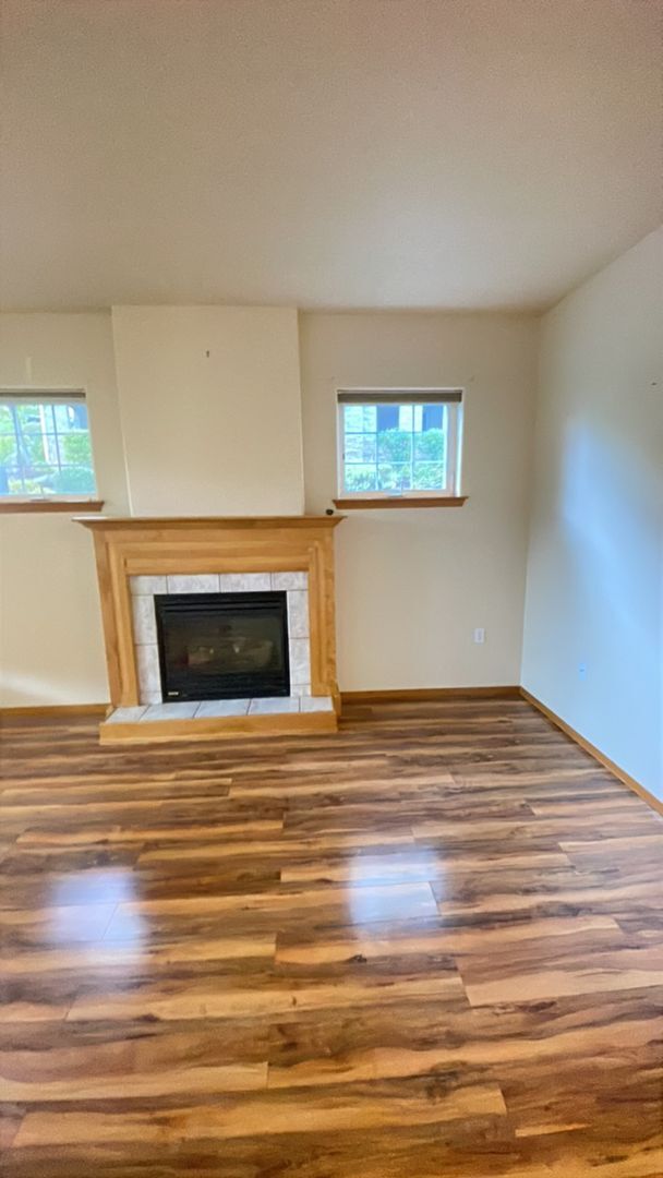 Foto del edificio - 1 Bedroom + Office/Craft Room, 1.5 bath Condo in Mountain Meadows Community!