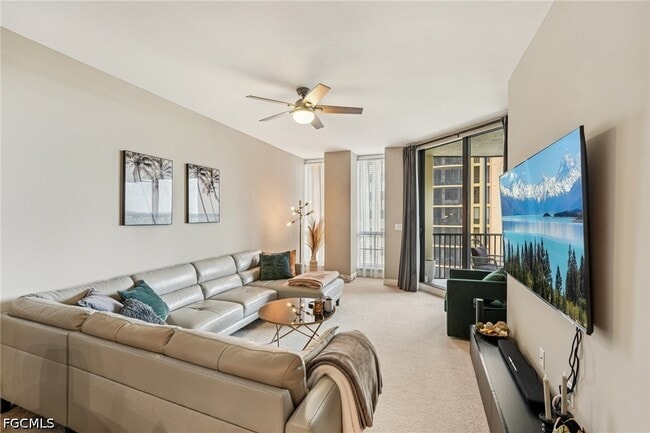 Foto del edificio - 5781 Cape Harbour Dr