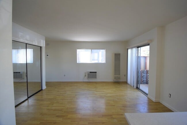 Building Photo - 14312 Tiara St