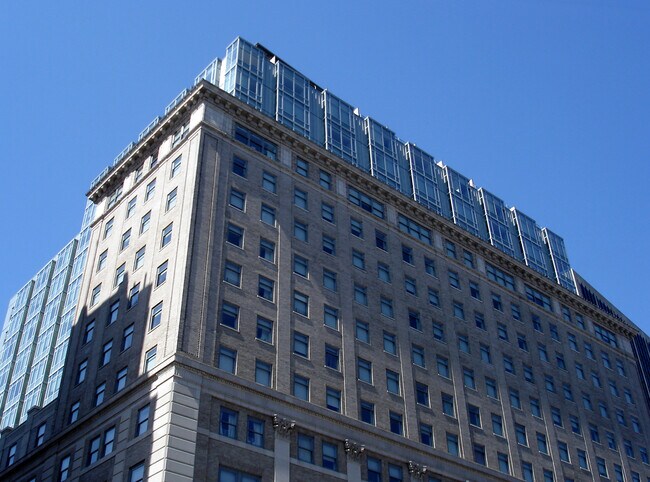 Building Photo - 110 Livingston St