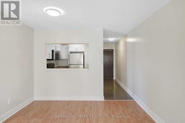 Building Photo - 14 - 174-178 GROVE STREET E