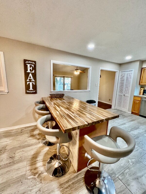 Foto del edificio - 13806 Wood Breeze