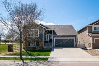 Building Photo - 2457 Marshfield Ln