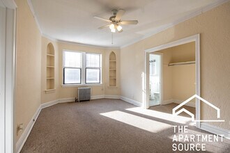 Building Photo - 4829 N Damen Ave