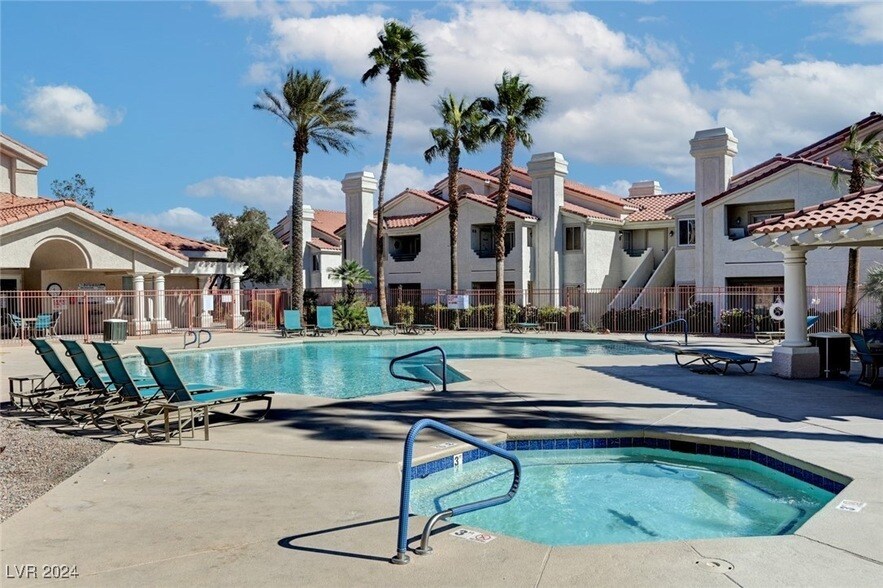 Foto principal - 7912 Foxwood Pl