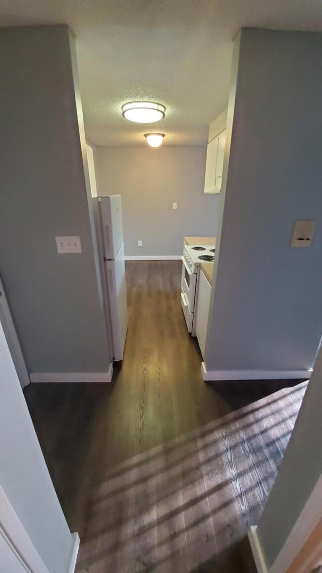 Building Photo - 1 bedroom in Bothell WA 98011