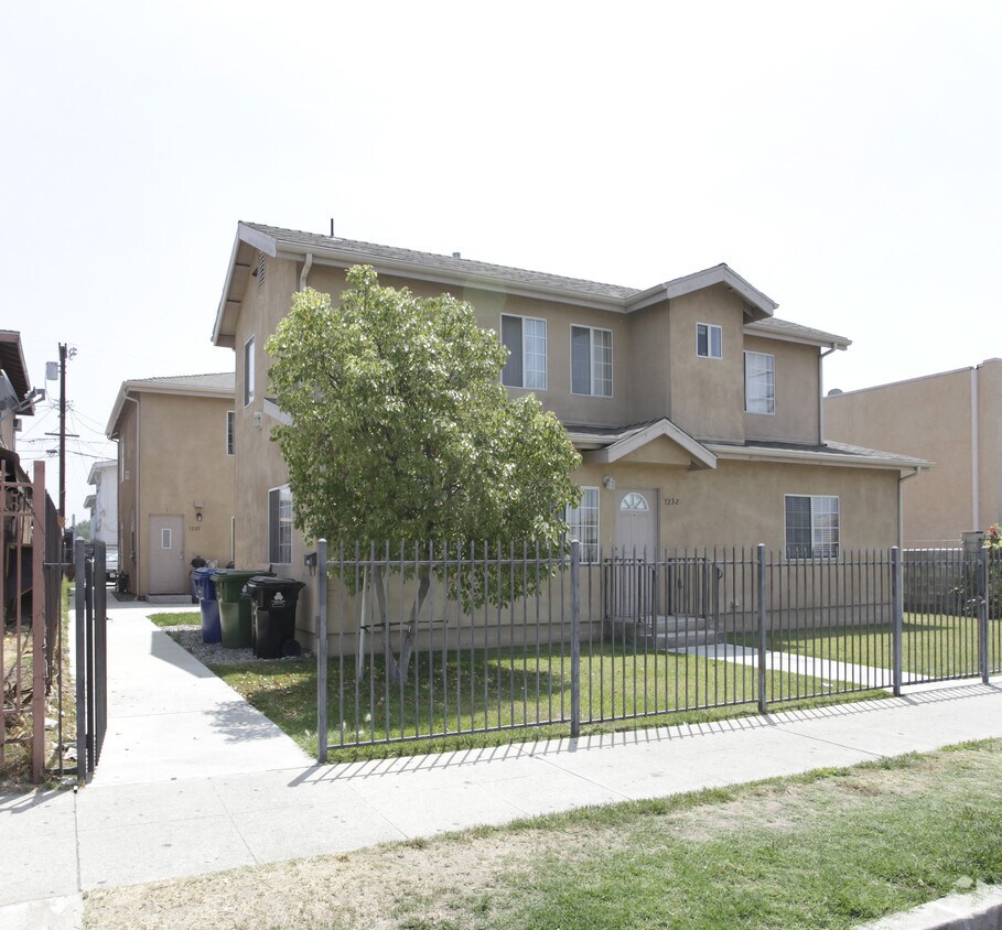 Building Photo - 7230-7232 Tujunga Ave