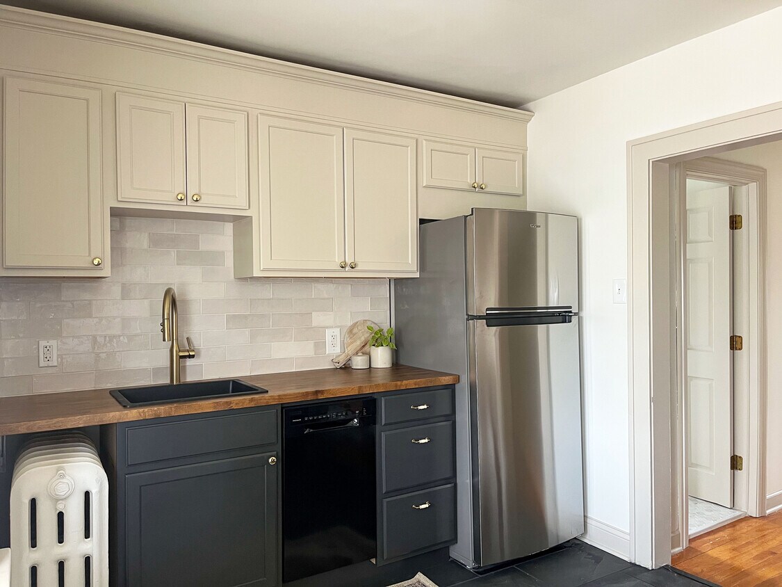 Foto principal - 3816 15th Ave S