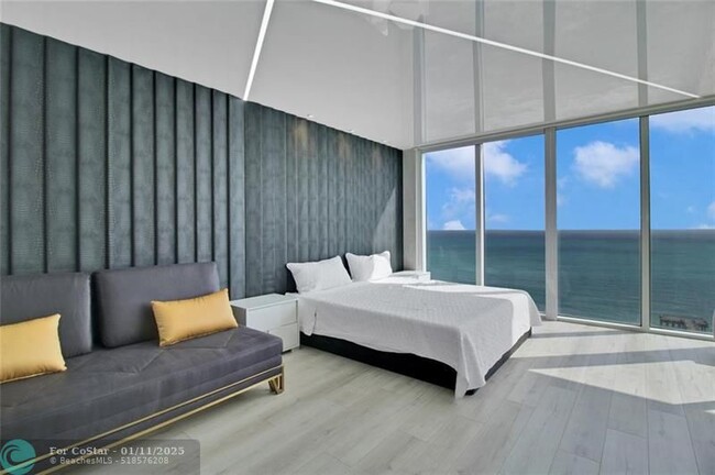 Foto del edificio - 16699 Collins Ave