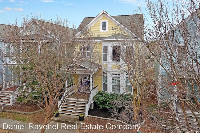 Building Photo - 3 br, 2.5 bath House - 1311 Appling Dr.