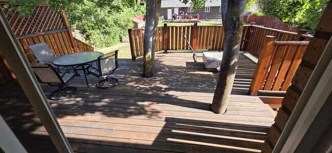 Foto del edificio - 2774 E Coventry Ln
