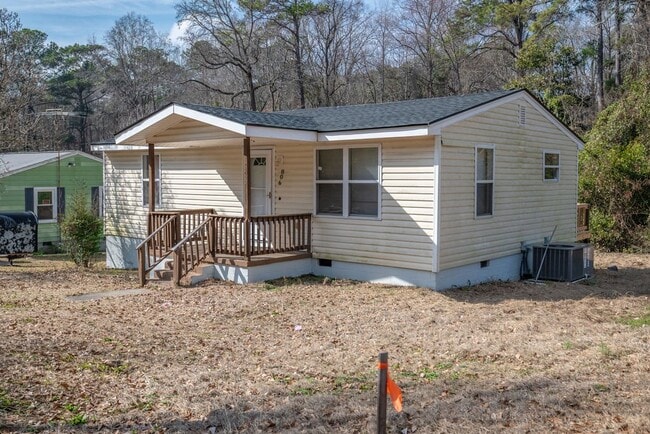 Foto del edificio - 806 Lakeland St