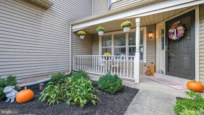 Building Photo - 1385 Gwynedale Way