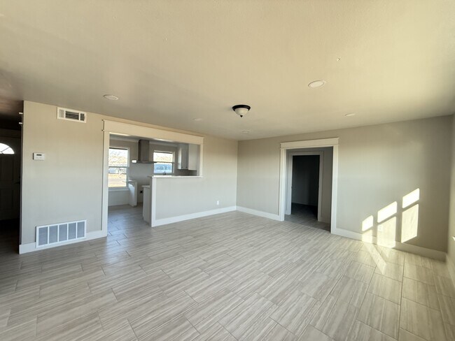 Foto del edificio - 3504 Thomas Ave