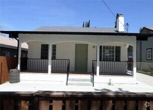 Building Photo - 1205 Neola St
