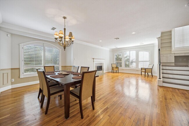 Foto del edificio - 2422 Dorrington St