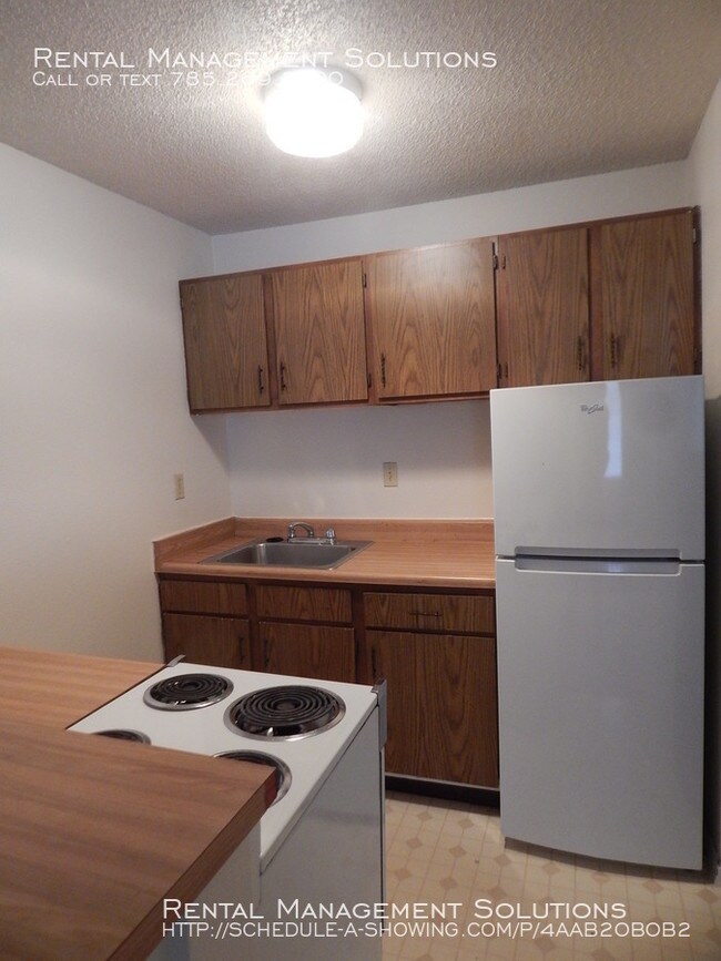 Building Photo - Aspen Apartments-Studio
