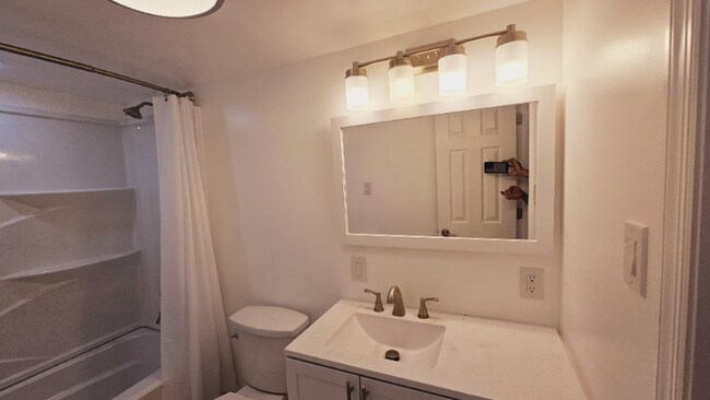 Foto del edificio - 317 Boston Ave