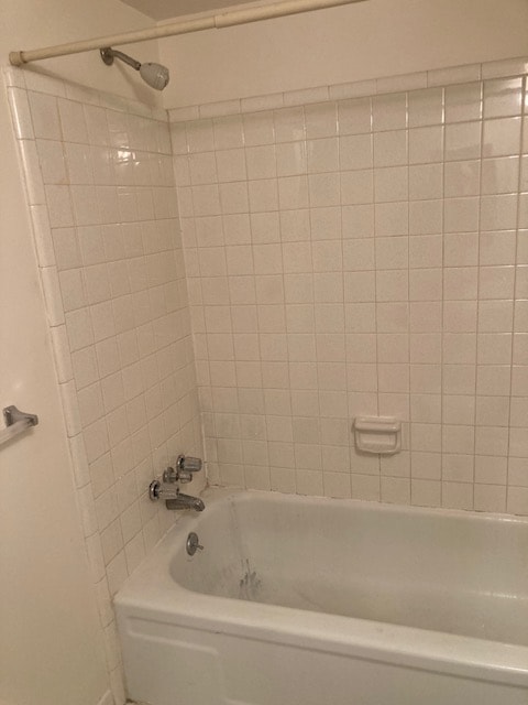 Foto del edificio - 21681 Hillside Dr