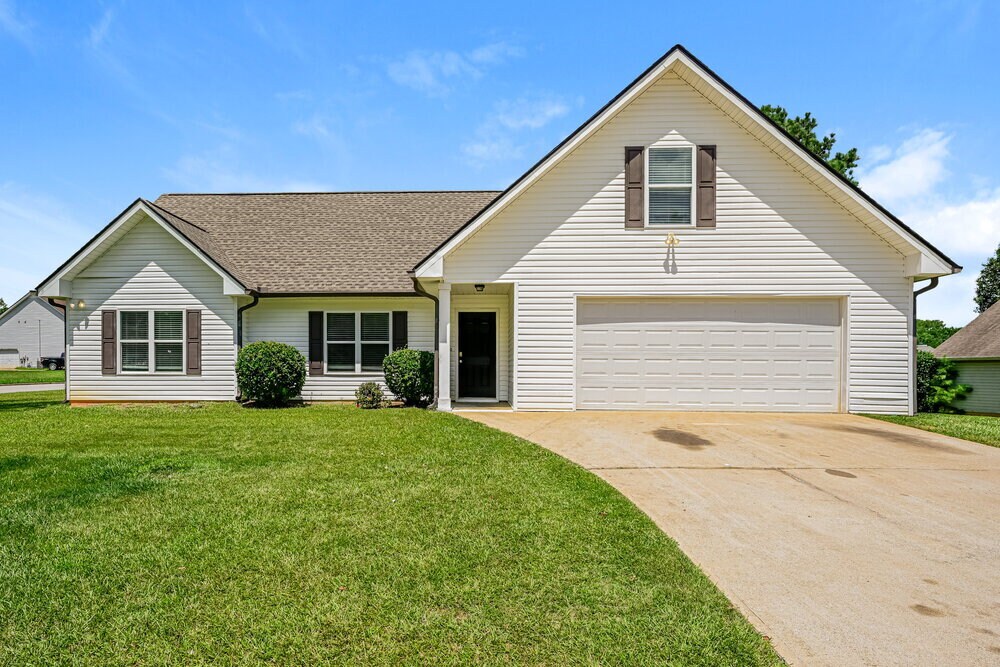 Foto principal - 320 Woodland Ridge Cir