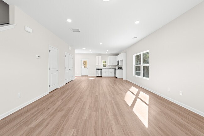 Foto del edificio - 170 Crown Ct