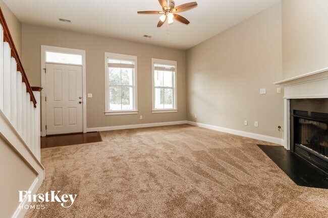 Building Photo - 103 Barberry St