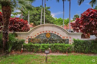 Building Photo - 6841 SW 44th St