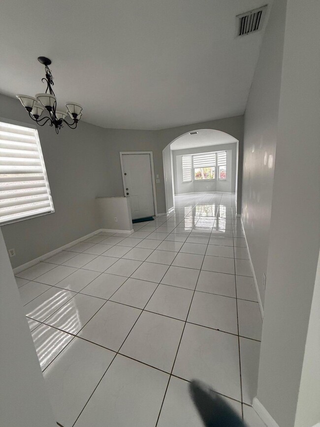 Foto del edificio - 15258 SW 51st St