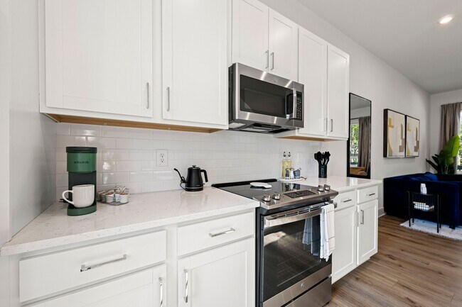 Foto del edificio - 1389 Cozy Ct. SE