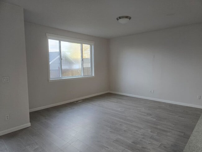 Foto del edificio - 173 N 7th Ave