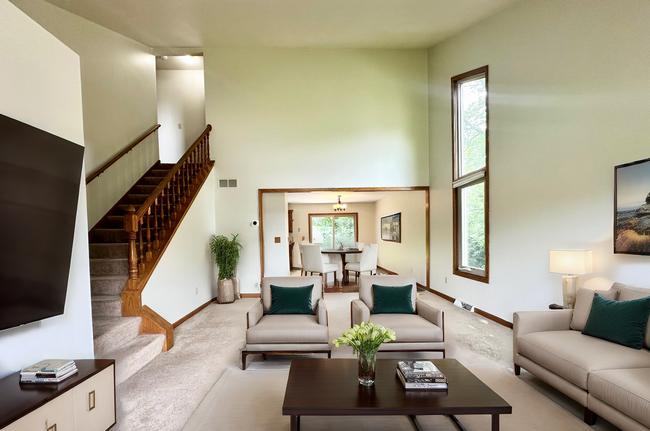 Building Photo - Exceptionally Spacious Pewaukee Townhome