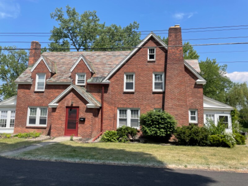 Primary Photo - 54 Latham Ridge Rd