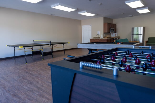 Game Room - Metro Towers