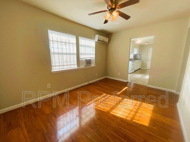 Foto del edificio - 3813 Drew St