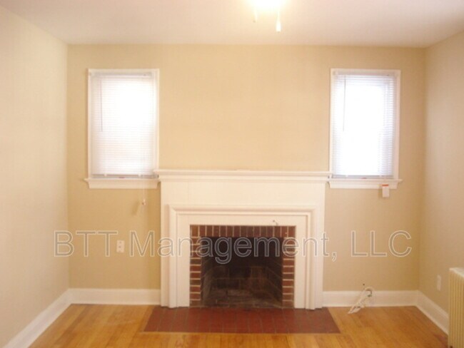 Foto del edificio - 8405 Greenwood Ave