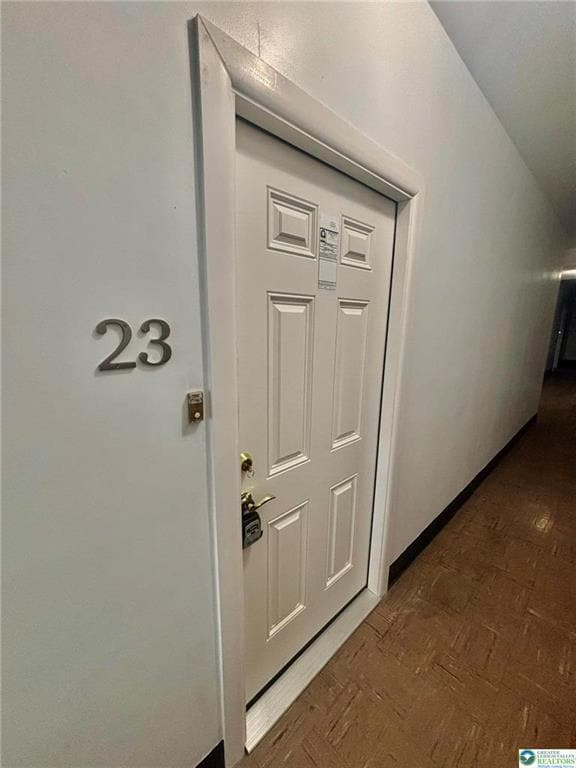 Building Photo - 20 W Main St