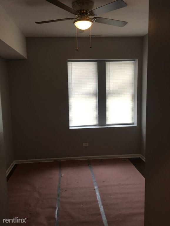 Building Photo - 3 br, 1 bath  - 7943 S Rhodes Ave