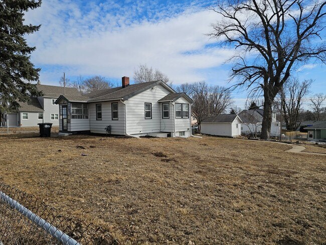 Building Photo - 4501 Browne St