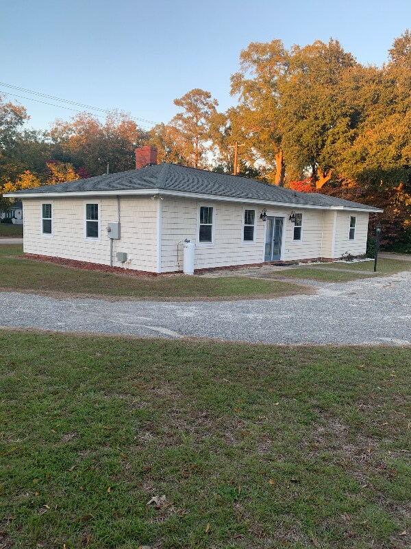 Foto del edificio - 933 W Home Ave