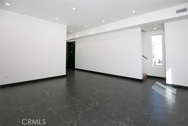 Foto del edificio - 6535 Bellingham Ave