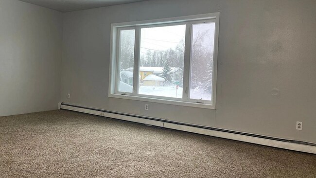 Foto del edificio - 2113 Gillam Wy
