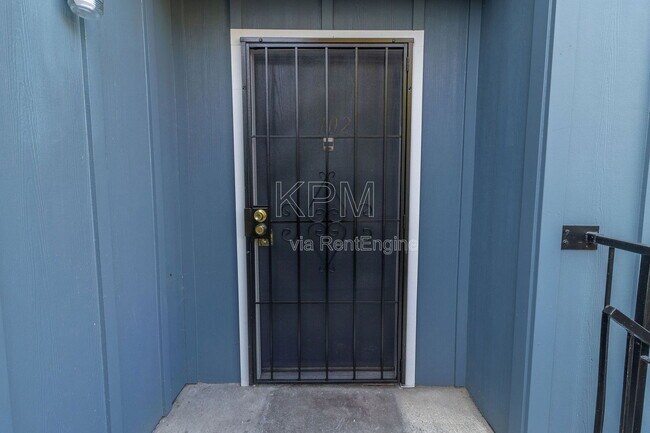 Foto del edificio - 3591 Quail Lakes Dr
