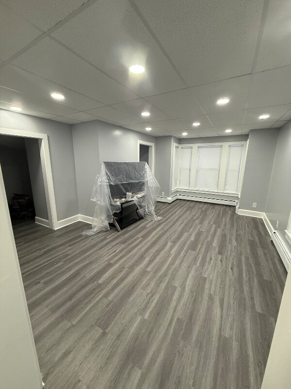 Building Photo - 168 Elm St