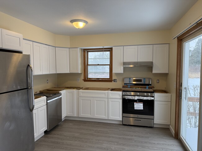 Building Photo - 7 Pheasant Walk