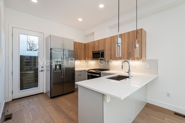 Photo - 1306 Osceola St Townhome