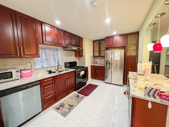 Foto del edificio - 545 76th St
